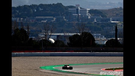 アロンソ、バンドーンがF1バルセロナテストに出現