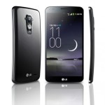 Le LG G Flex est officiel, avec un format incurvé et une coque capable de « s’auto-réparer »