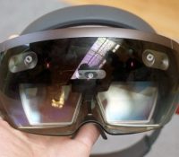 microsoft-hololens-01