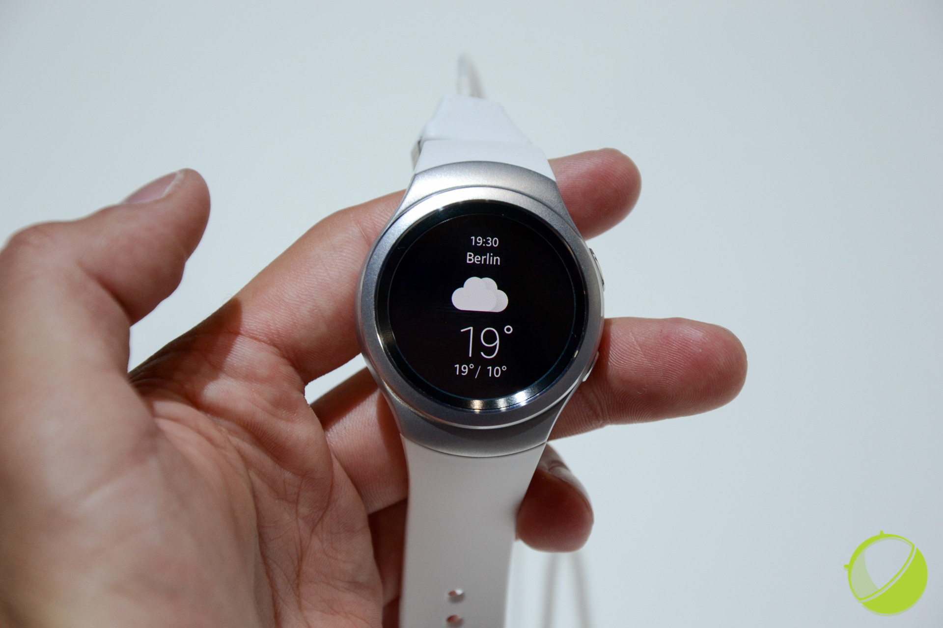 Samsung-Gear-S2-5-sur-33