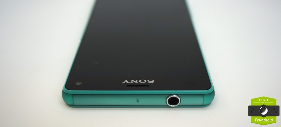 Sony-Xperia-Z3-Compact-vert-deau-09