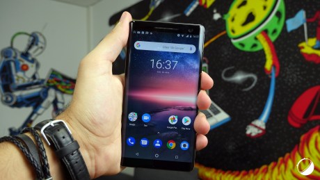 Nokia 8 Sirocco face