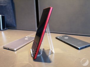 blackberry-key2-le-ifa-2018-08