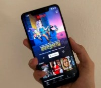 Pocophone F1 Netflix