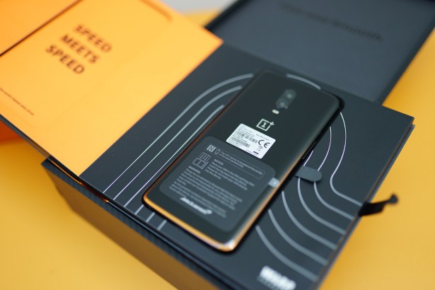 OnePlus 6T McLaren Edition - FrAndroid - DSC05656