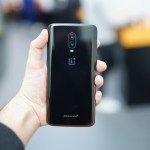 Prise en main du OnePlus 6T McLaren Edition : nos photos de l’édition limitée disponible à 709 euros