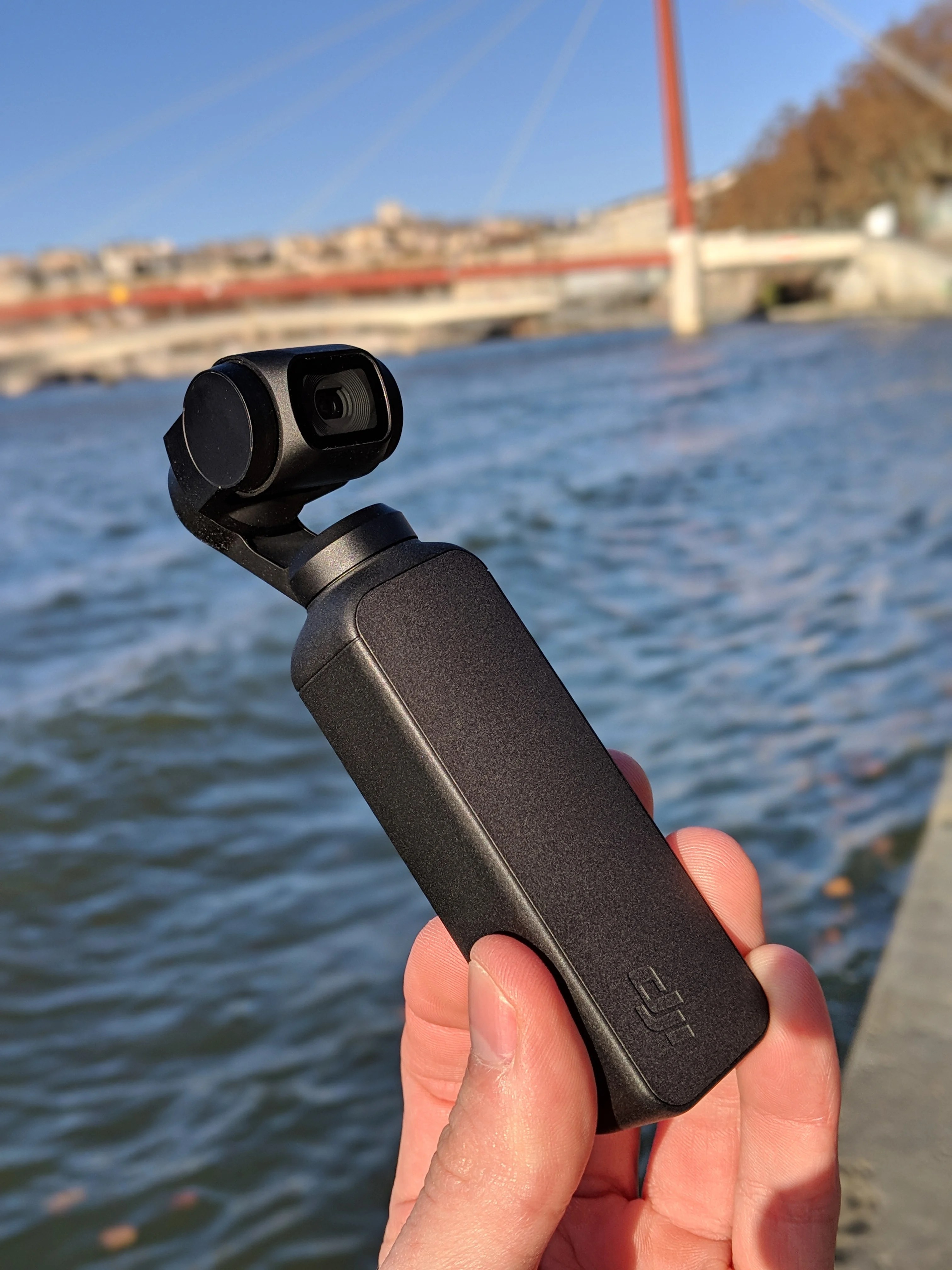 DJI Osmo Pocket 7