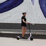 Trottinettes électriques : interdiction de se garer sur les trottoirs à Paris