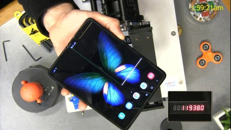 Galaxy Fold CNET test 1