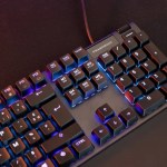 Test du SteelSeries Apex 5 : un étonnant mélange des genres