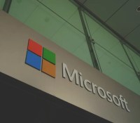 Microsoft s'en prend à Apple et sa politique de frais sur l'AppStore // Source : @franckinjapan - Unsplash