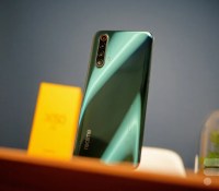 Le Realme X50 // Source : Frandroid