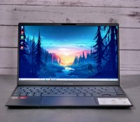 Asus ZenBook 13 UM325UA // Source : Frandroid