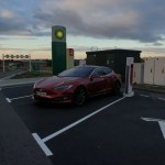 Tesla augmente encore discrètement le prix de ses Superchargeurs, on fait le point avec nos calculs