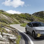 La Megane e-Tech n’est pas au niveau de Tesla selon vous, mais Renault fait des progrès