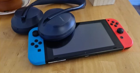 Nintendo a ajouté la possibilité de connecter un casque ou des écouteurs Bluetooth à une Switch. // Source : Frandroid