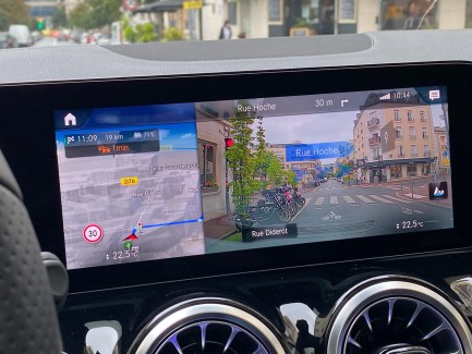 Interface du Mercedes EQA // Source : Florent-Sinan Brunel pour Frandroid