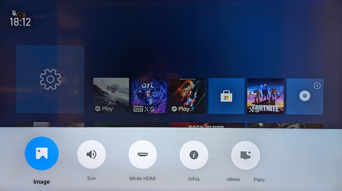 Le menu des paramètres depuis une source HDMI.