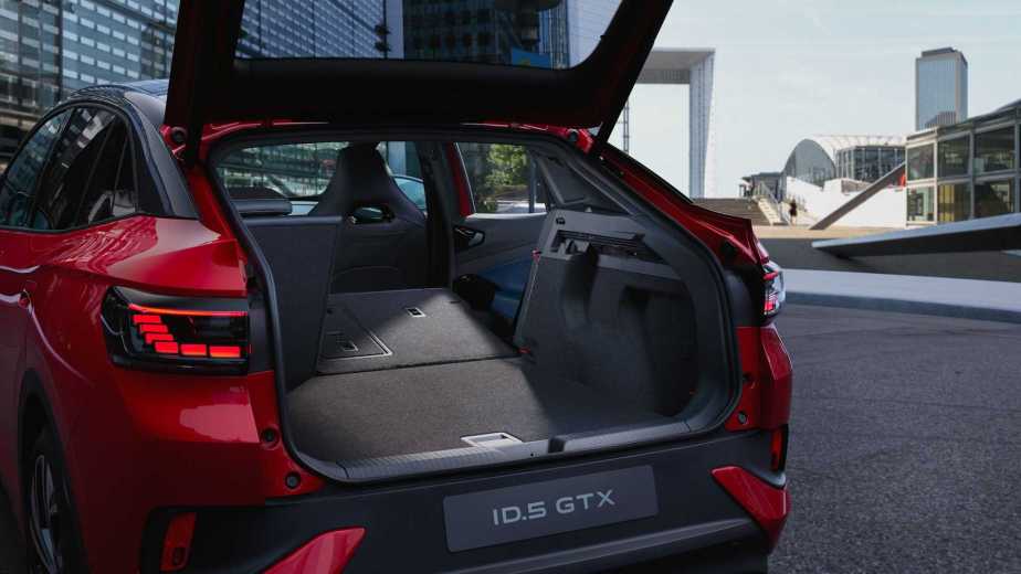 2022-volkswagen-id.5-gtx