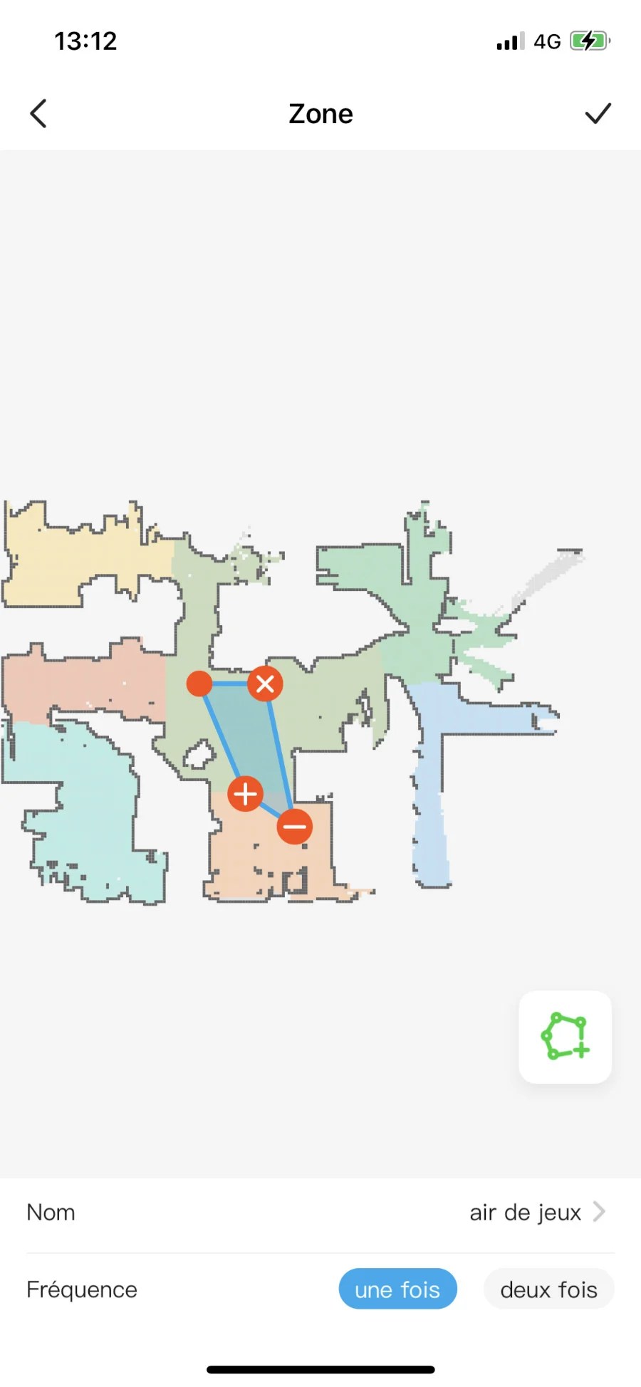 Vous pouvez dessiner des zones de nettoyages ou pour interdire l’accès au robot à certains espaces // Source : Frandroid - Yazid Amer