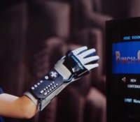 Le Nintendo Power Glove