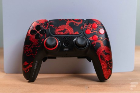 La manette Scuf Reflex // Source : FRANDROID - Anthony WONNER