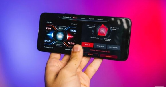 Asus ROG Phone 6 Pro // Source : Frandroid