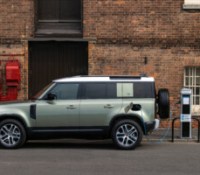 Land Rover Defender PHEV