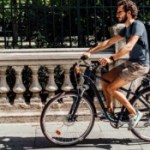 Elops 900 E : ce vélo électrique Décathlon déjà abordable coûte 500 € de moins en reconditionné