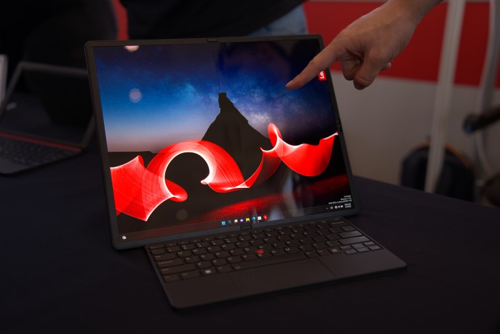 Le Lenovo X1 Fold (2022) // Source : Frandroid