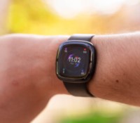 La Fitbit Sense 2 // Source : Anthony Wonner pour Frandroid