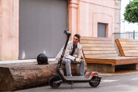 Segway KickScooter P100SE