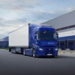 Voici le premier poids lourd 100 % électrique de Renault : que vaut-il face au Tesla Semi ?