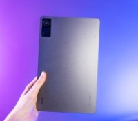 La face arrière de la Xiaomi Pad // Source : Chloé Pertuis pour Frandroid