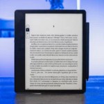 Amazon baisse de 100 € le prix de sa Kindle Scribe, une liseuse premium qui peut aussi prendre des notes