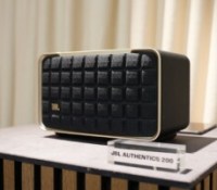 La JBL Authentics 200 // Source : Arnaud Gelineau pour Frandroid