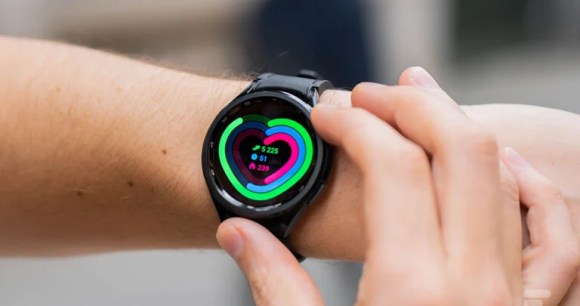 La carte de santé de la Samsung Galaxy Watch 6 Classic // Source : Brice Zerouk - Frandroid