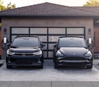 Le Wall Connector de Tesla peut charger une Volkswagen ID.4 comme une Tesla Model Y // Source : Tesla