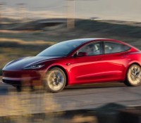 Tesla Model 3 // Source : Motor Trend