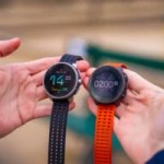 La Suunto Race à gauche et la Suunto Vertical à droite // Source : Chloé Pertuis – Frandroid