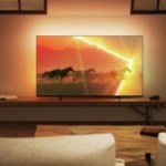 Ce TV 4K de 55 pouces combine à la fois l’Ambilight et le Mini LED pour moins de 600 €