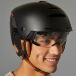 Ce nouveau casque de vélo urbain Decathlon débarque avec une fonction aussi originale que pratique