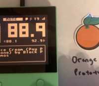 Voici l'Orange FM Prototype, une idée amusante pour la Game Boy // Source : Orangeglo