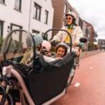 Decathlon lance enfin son nouveau vélo électrique familial capable de transporter jusqu’à 4 enfants