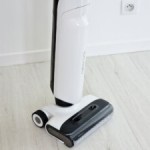 Test du Roborock Flexi Pro : l’aspirateur-laveur qui se plie pour nettoyer sous les meubles