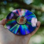 La mort annoncée des DVD et Blu-Ray : Sony jette l’éponge pour le stockage de données