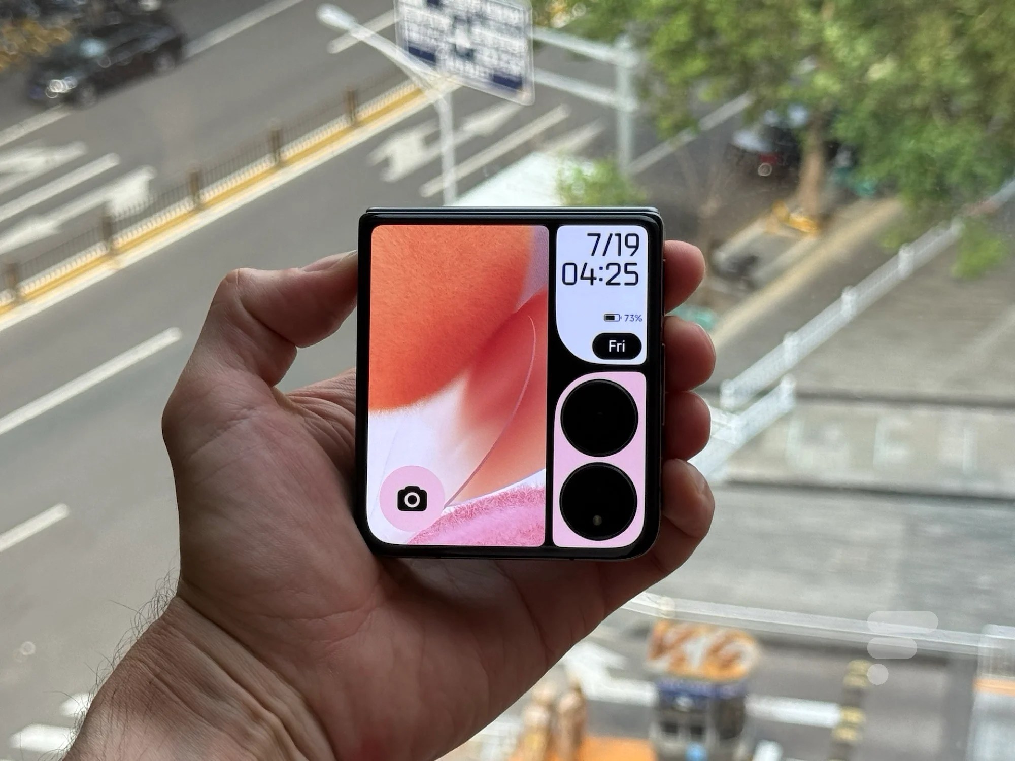 Xiaomi Mix Flip // Source : Vincent Sergère pour Frandroid