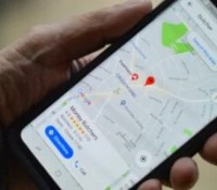 Google Maps poursuit sa cure de simplicité