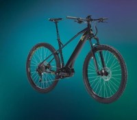 Intersport baisse de 400 € le prix de son VTT électrique premium destiné aux sorties en montagne 