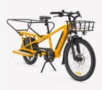 Le célèbre vélo cargo Decathlon débarque en couleur punchy pour la rentrée des classes